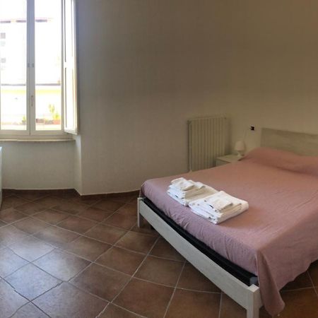 לינה וארוחת בוקר ל'אקווילה A Casa Di Noemi מראה חיצוני תמונה