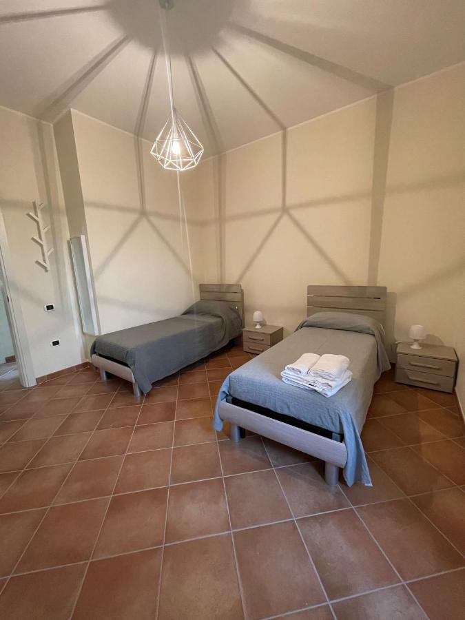 לינה וארוחת בוקר ל'אקווילה A Casa Di Noemi מראה חיצוני תמונה